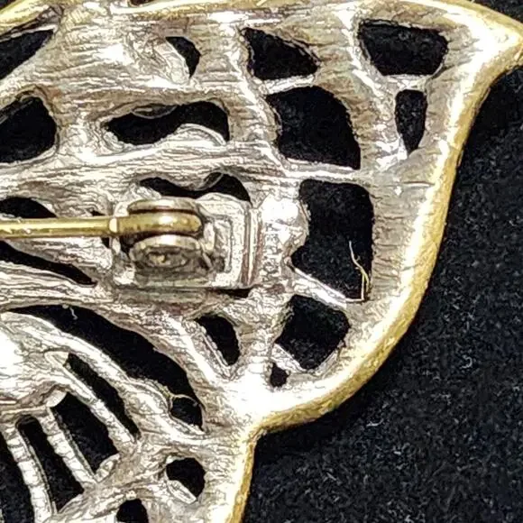 Austrian Crystal Filigree Butterfly Brooch GoldTone Multi Color Crystals Vintage - Picture 7 of 11
